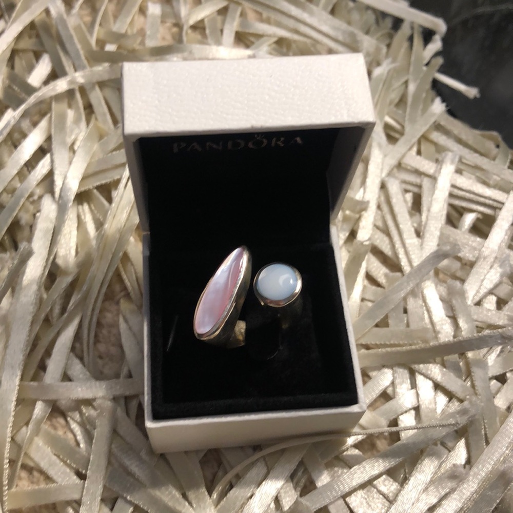 Stylish Sterling Silver Ring Size 6 (Pink/Light Blue)